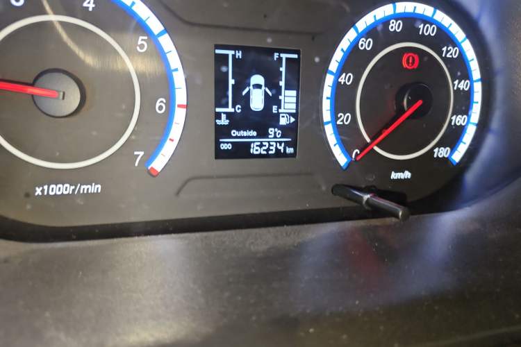 Used CHANGAN KAICHENG Ounuo S 2021 1.5L Ono S Smart Edition Dual-Steaming Air-Conditioned Bus JL473QG Odometer Close Up