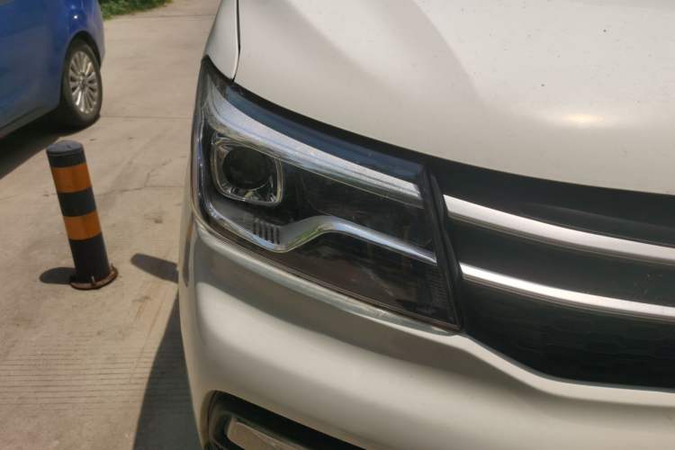 Used CHANGAN KAICHENG Ounuo S 2021 1.5L Ono S Smart Edition Dual-Steaming Air-Conditioned Bus JL473QG Right Front Headlight