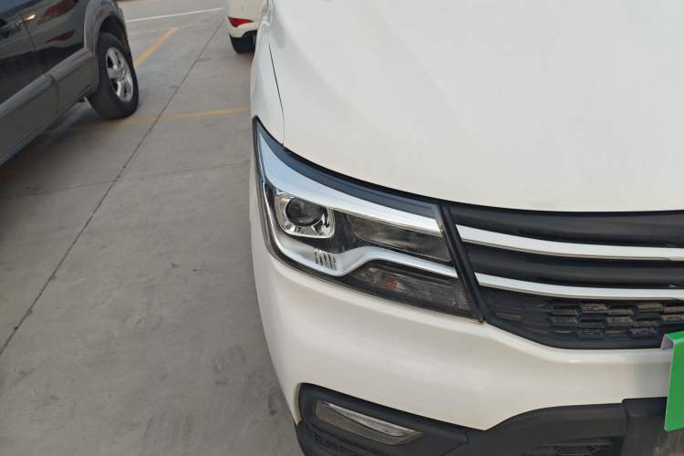 Used CHANGAN KAICHENG Ounuo S 2021 1.5L Ono S Smart Edition Dual-Steaming Air-Conditioned Bus JL473QG Right Front Headlight