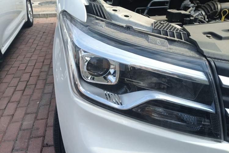 Used CHANGAN KAICHENG Ounuo S 2021 1.5L Ono S Smart Edition Single-Steaming Air-Conditioned Bus JL473QG Right Front Headlight
