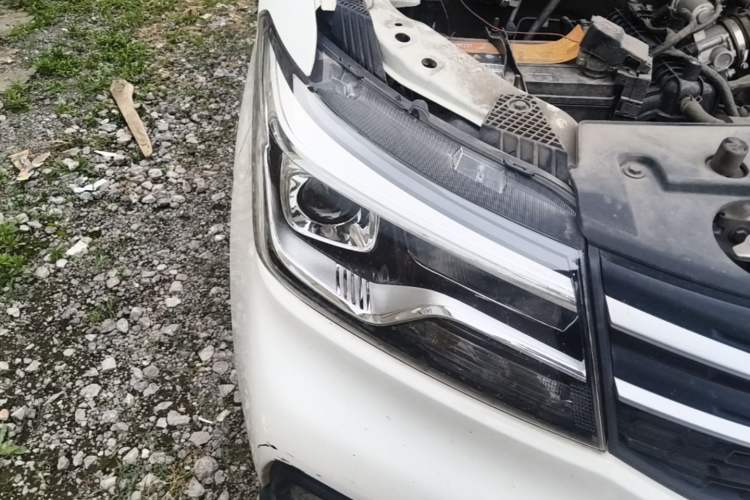 Used CHANGAN KAICHENG Ounuo S 2021 1.5L Ono S Smart Edition Dual-Steaming Air-Conditioned Bus JL473QG Right Front Headlight