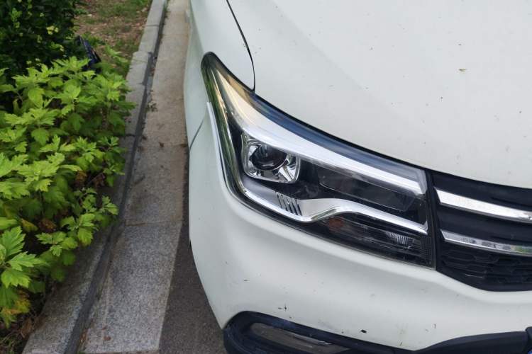 Used CHANGAN KAICHENG Ounuo S 2021 1.5L Ono S Smart Edition Dual-Steaming Air-Conditioned Bus JL473QG Right Front Headlight