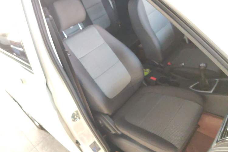 Used CHANGAN KAICHENG Ounuo S 2021 1.5L Ono S Smart Edition Dual-Steaming Air-Conditioned Bus JL473QG Right Front Seat