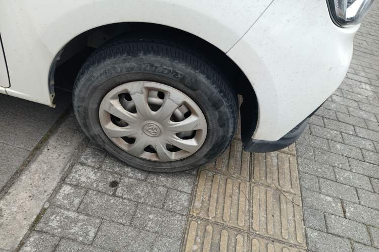 Used CHANGAN KAICHENG Ounuo S 2021 1.5L Ono S Smart Edition Single-Steaming Air-Conditioned Bus JL473QG Right Front Wheel Hub