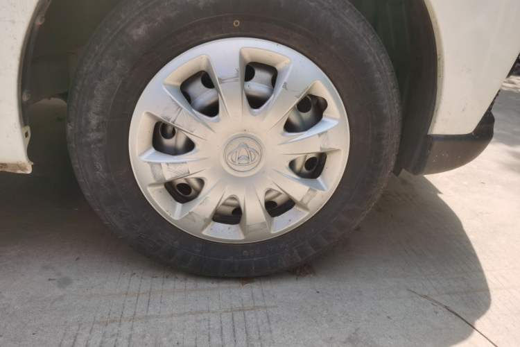 Used CHANGAN KAICHENG Ounuo S 2021 1.5L Ono S Smart Edition Dual-Steaming Air-Conditioned Bus JL473QG Right Front Wheel Hub
