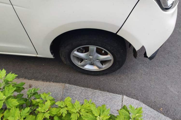 Used CHANGAN KAICHENG Ounuo S 2021 1.5L Ono S Smart Edition Dual-Steaming Air-Conditioned Bus JL473QG Right Front Wheel Hub