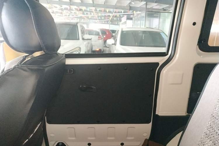 Used CHANGAN KAICHENG Ounuo S 2021 1.5L Ono S Smart Edition Dual-Steaming Air-Conditioned Bus JL473QG Right Rear Door Interior