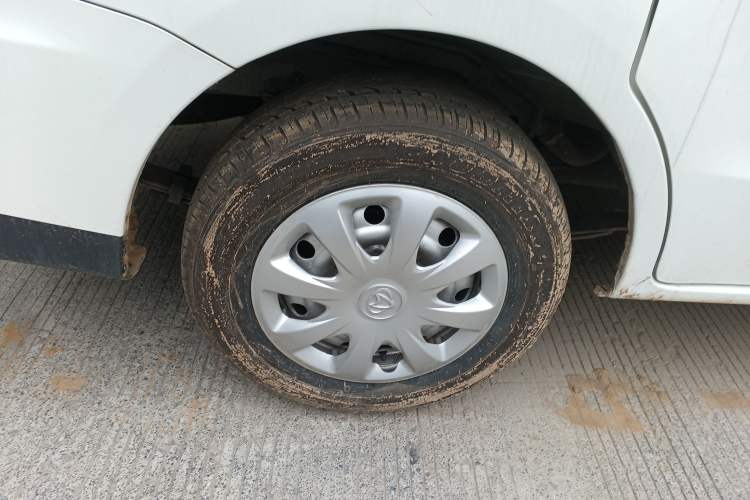Used CHANGAN KAICHENG Ounuo S 2021 1.5L Ono S Smart Edition Single-Steaming Air-Conditioned Bus JL473QG Right Rear Wheel Hub