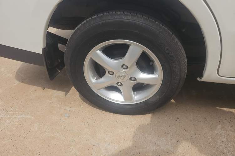 Used CHANGAN KAICHENG Ounuo S 2021 1.5L Ono S Smart Edition Dual-Steaming Air-Conditioned Bus JL473QG Right Rear Wheel Hub