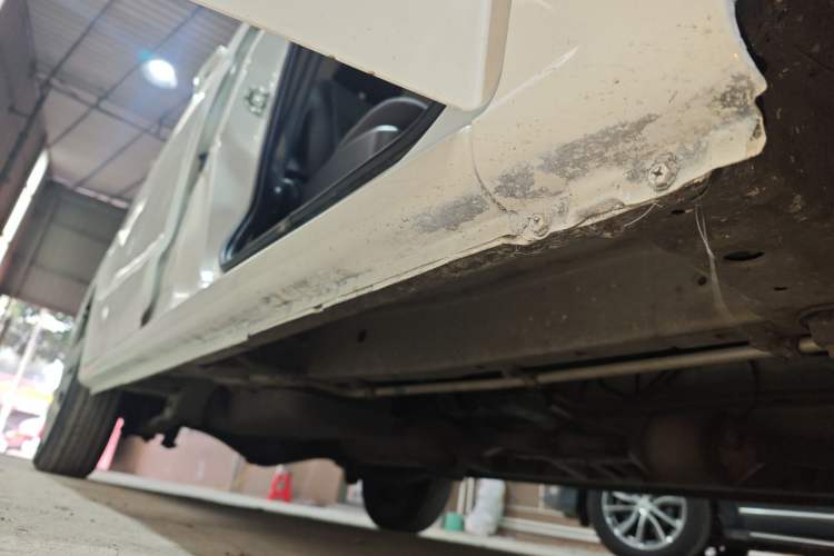 Used CHANGAN KAICHENG Ounuo S 2021 1.5L Ono S Smart Edition Dual-Steaming Air-Conditioned Bus JL473QG Right Side Sill