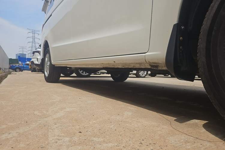 Used CHANGAN KAICHENG Ounuo S 2021 1.5L Ono S Smart Edition Dual-Steaming Air-Conditioned Bus JL473QG Right Side Sill