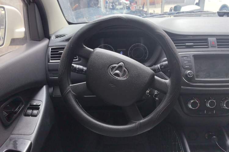Used CHANGAN KAICHENG Ounuo S 2021 1.5L Ono S Smart Edition Dual-Steaming Air-Conditioned Bus JL473QG Steering Wheel