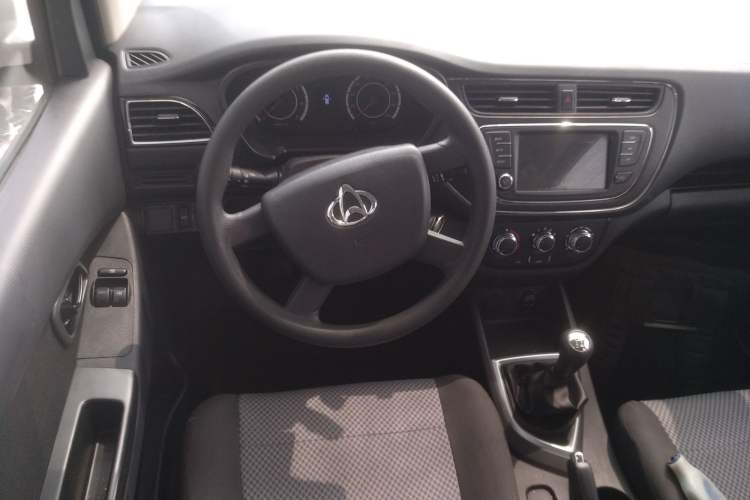 Used CHANGAN KAICHENG Ounuo S 2021 1.5L Ono S Smart Edition Dual-Steaming Air-Conditioned Bus JL473QG Steering Wheel