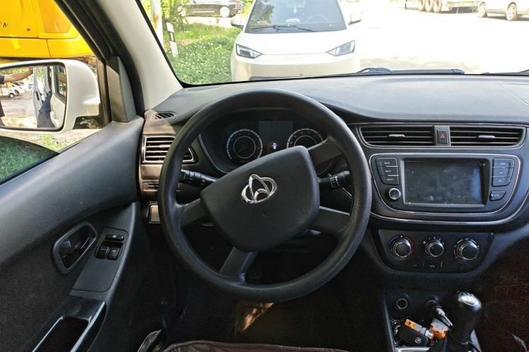 Used CHANGAN KAICHENG Ounuo S 2021 1.5L Ono S Smart Edition Single-Steaming Air-Conditioned Bus JL473QG Steering Wheel