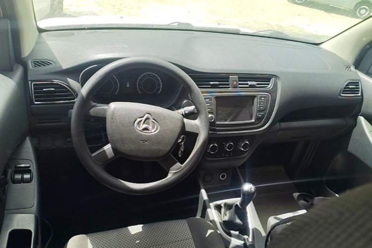 Used CHANGAN KAICHENG Ounuo S 2021 1.5L Ono S Smart Edition Dual-Steaming Air-Conditioned Bus JL473QG Steering Wheel