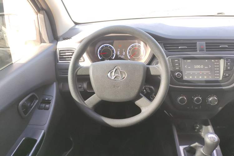 Used CHANGAN KAICHENG Ounuo S 2021 1.5L Ono S Smart Edition Single-Steaming Air-Conditioned Bus JL473QG Steering Wheel