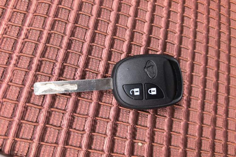 Used CHANGAN KAICHENG Ounuo S 2021 1.5L Ono S Smart Edition Dual-Steaming Air-Conditioned Bus JL473QG Vehicle Key