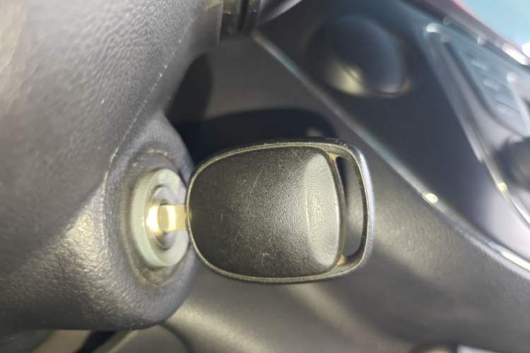 Used CHANGAN KAICHENG Ounuo S 2021 1.5L Ono S Smart Edition Dual-Steaming Air-Conditioned Bus JL473QG Vehicle Key