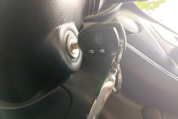 Used CHANGAN KAICHENG Ounuo S 2021 1.5L Ono S Smart Edition Dual-Steaming Air-Conditioned Bus JL473QG Vehicle Key