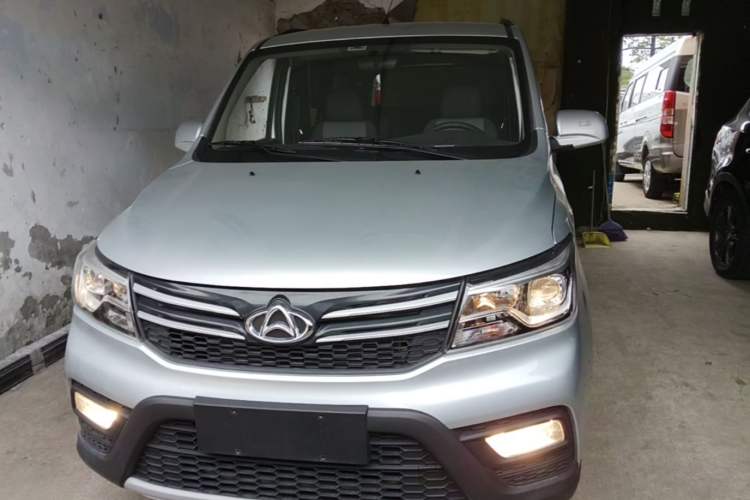 Used CHANGAN KAICHENG Ounuo S 2023 1.5L Deluxe Edition Dual-Steaming Air-Conditioned Passenger Van JL473QG 7 Seats Front