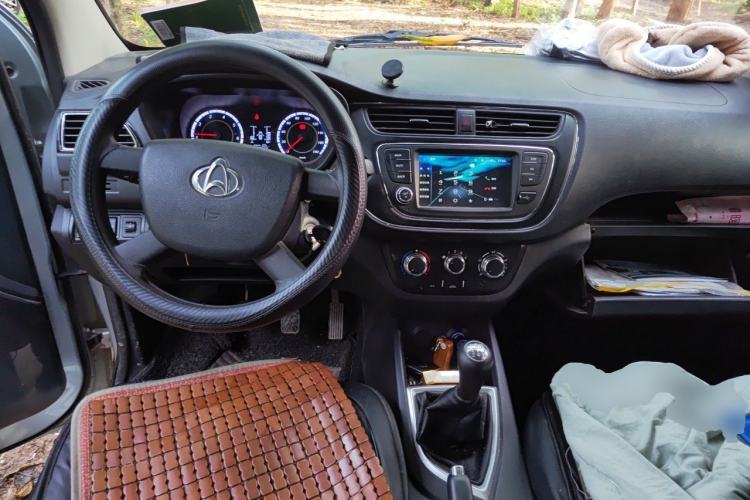 Used CHANGAN KAICHENG Ounuo S 2023 1.5L Deluxe Edition Dual-Steaming Air-Conditioned Passenger Van JL473QG 7 Seats Center Console