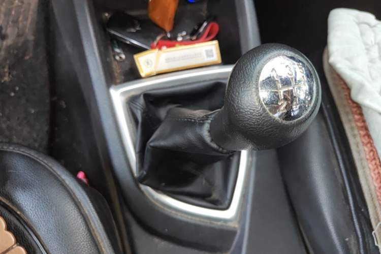 Used CHANGAN KAICHENG Ounuo S 2023 1.5L Deluxe Edition Dual-Steaming Air-Conditioned Passenger Van JL473QG 7 Seats Gear Lever