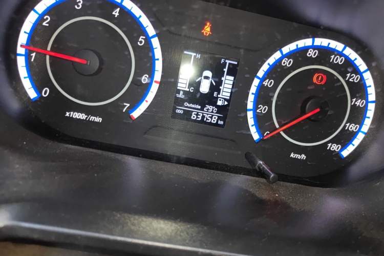 Used CHANGAN KAICHENG Ounuo S 2023 1.5L Deluxe Edition Dual-Steaming Air-Conditioned Passenger Van JL473QG 7 Seats Odometer Close Up