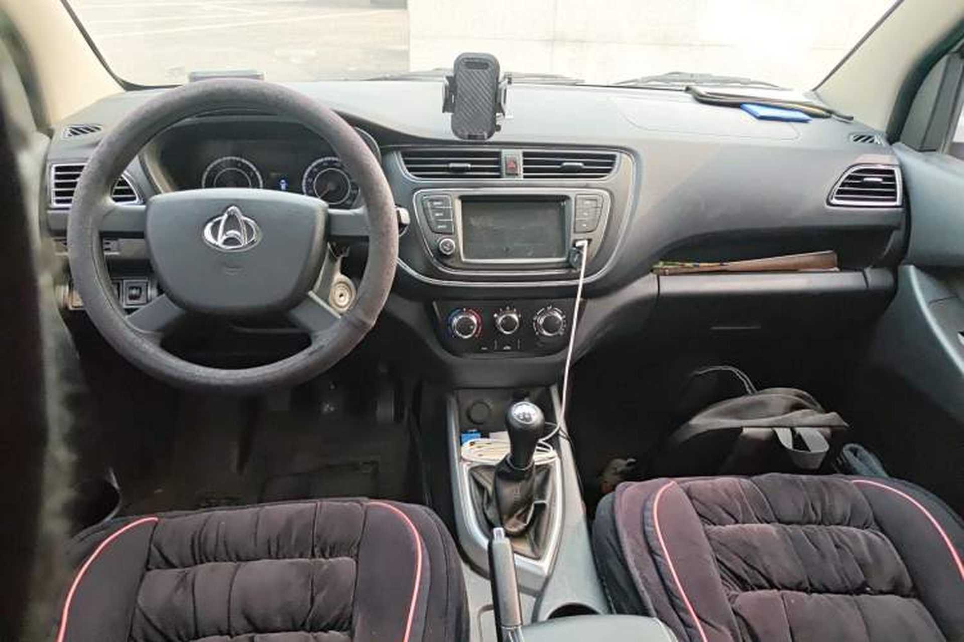 Used CHANGAN KAICHENG Ounuo S 2023 1.5L Deluxe Edition Dual-Steaming Air-Conditioned Passenger Van JL473QG 7 Seats Center Console