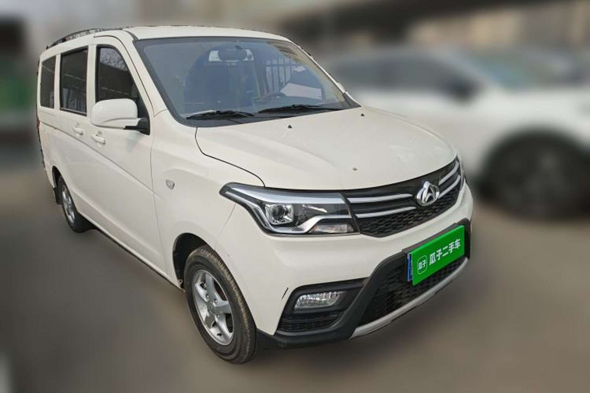 Used CHANGAN KAICHENG Ounuo S 2023 1.5L Deluxe Edition Dual-Steaming Air-Conditioned Passenger Van JL473QG 7 Seats Front Right 45 Deg