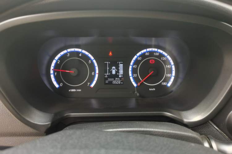Used CHANGAN KAICHENG Ounuo S 2023 1.5L Deluxe Edition Dual-Steaming Air-Conditioned Passenger Van JL473QG 7 Seats Instrument Cluster