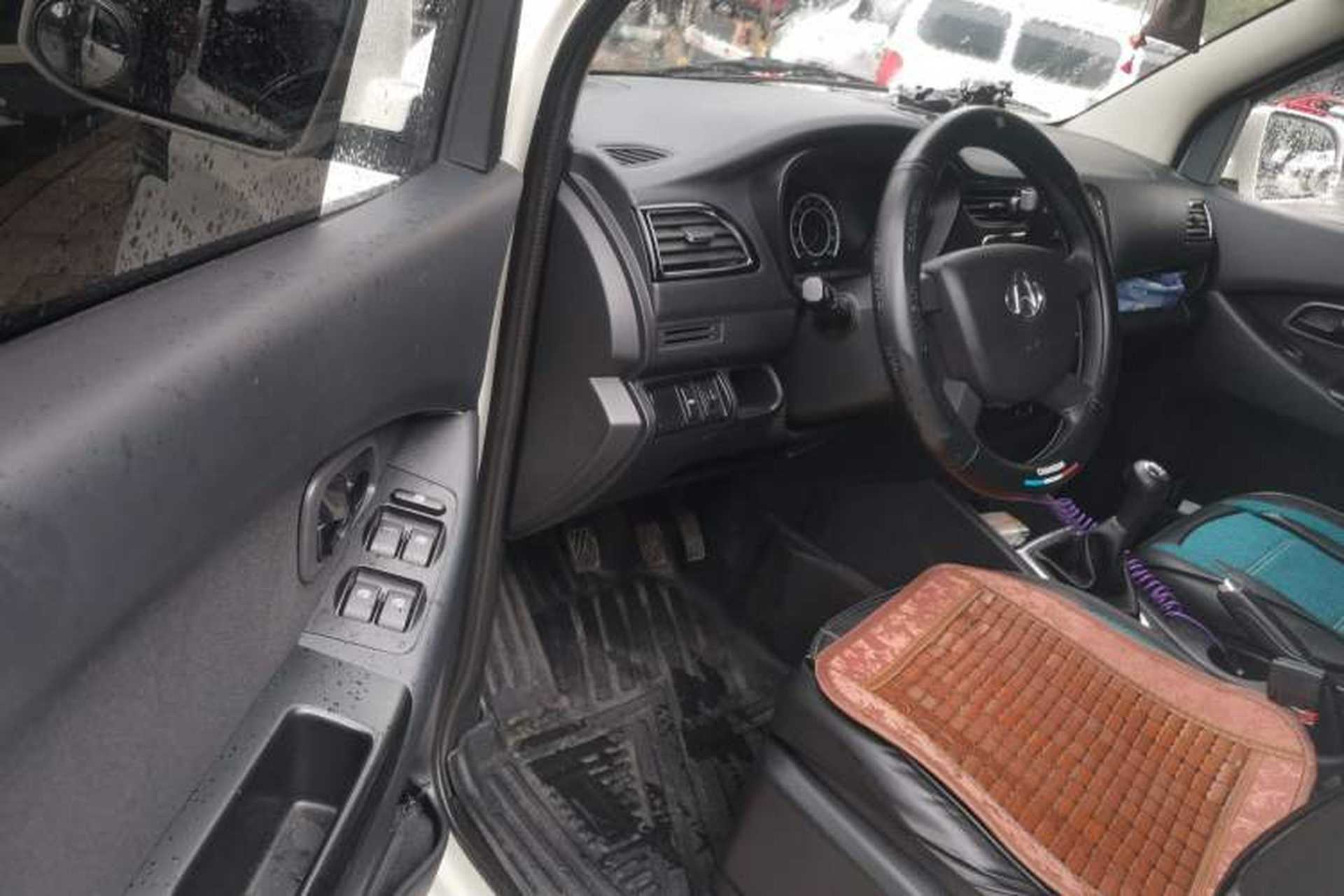 Used CHANGAN KAICHENG Ounuo S 2023 1.5L Deluxe Edition Dual-Steaming Air-Conditioned Passenger Van JL473QG 7 Seats Interior 3