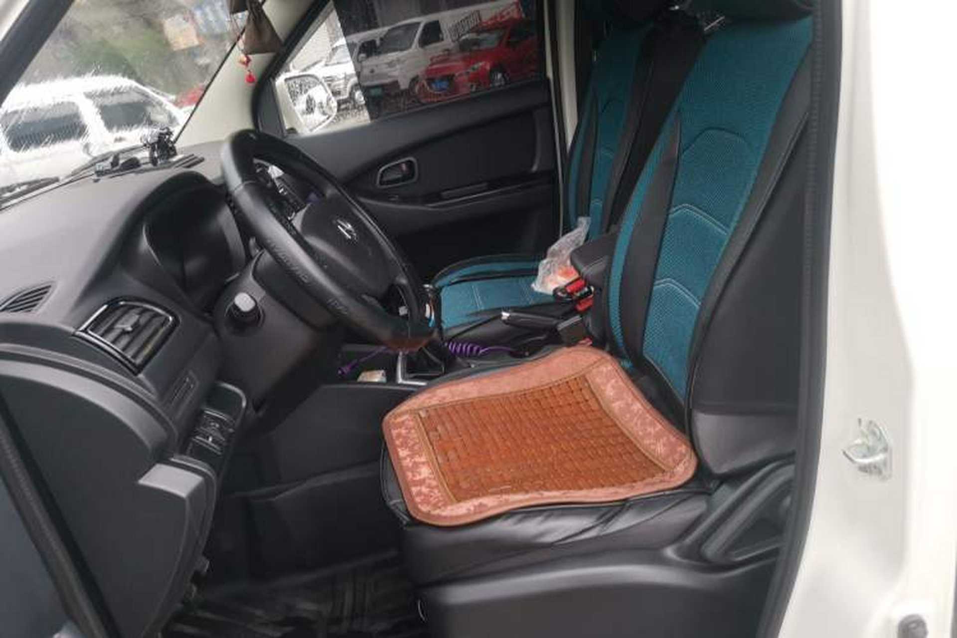 Used CHANGAN KAICHENG Ounuo S 2023 1.5L Deluxe Edition Dual-Steaming Air-Conditioned Passenger Van JL473QG 7 Seats Left Front Seat