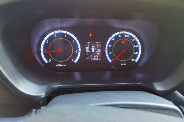 Used CHANGAN KAICHENG Ounuo S 2023 1.5L Deluxe Edition Dual-Steaming Air-Conditioned Passenger Van JL473QG 7 Seats Odometer Close Up