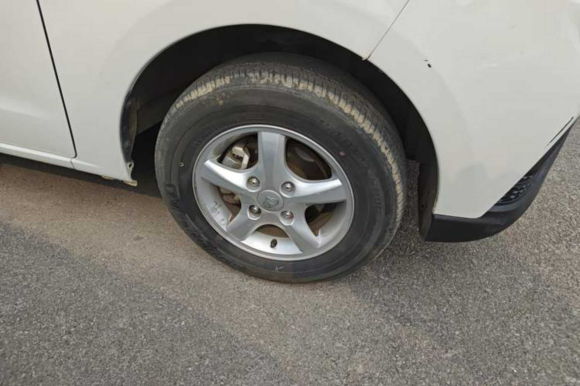 Used CHANGAN KAICHENG Ounuo S 2023 1.5L Deluxe Edition Dual-Steaming Air-Conditioned Passenger Van JL473QG 7 Seats Right Front Wheel Hub