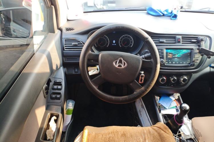 Used CHANGAN KAICHENG Ounuo S 2023 1.5L Deluxe Edition Dual-Steaming Air-Conditioned Passenger Van JL473QG 7 Seats Steering Wheel