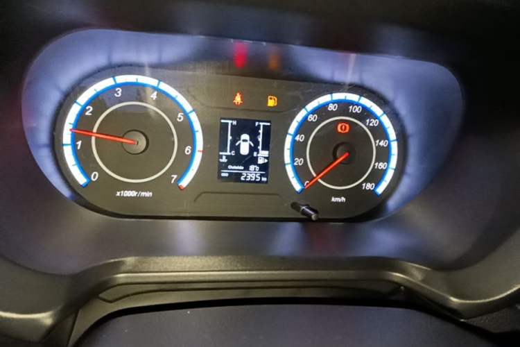 Used CHANGAN KAICHENG Ounuo S 2025 1.5L Deluxe Edition Dual-Steaming Air-Conditioned Passenger Vehicle JL473QG 5 Seats Instrument Cluster
