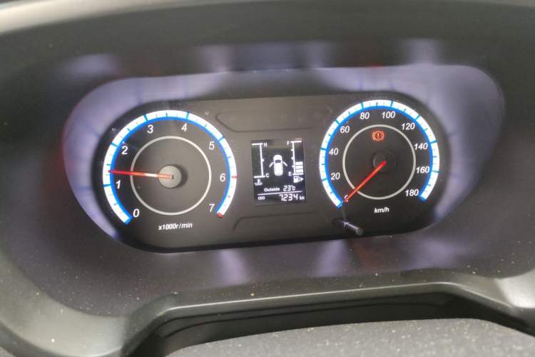 Used CHANGAN KAICHENG Ounuo S 2025 1.5L Deluxe Edition Dual-Steaming Air-Conditioned Passenger Vehicle JL473QG 5 Seats Instrument Cluster
