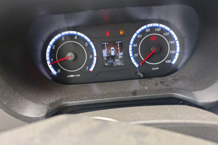 Used CHANGAN KAICHENG Ounuo S 2025 1.5L Deluxe Edition Dual-Steaming Air-Conditioned Passenger Vehicle JL473QG 5 Seats Odometer Close Up