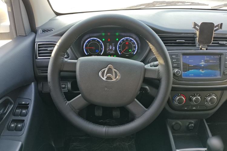 Used CHANGAN KAICHENG Ounuo S 2025 1.5L Deluxe Edition Dual-Steaming Air-Conditioned Passenger Vehicle JL473QG 5 Seats Steering Wheel