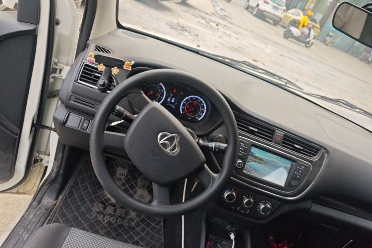 Used CHANGAN KAICHENG Ounuo S 2025 1.5L Deluxe Edition Dual-Steaming Air-Conditioned Passenger Vehicle JL473QG 5 Seats Steering Wheel