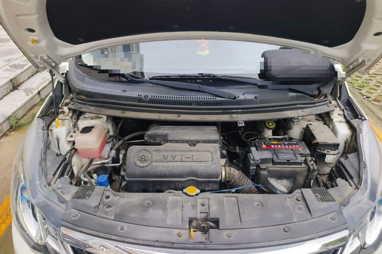 Used CHANGAN KAICHENG Oushang A600 2017 1.5L Manual Luxury Model Engine Bay