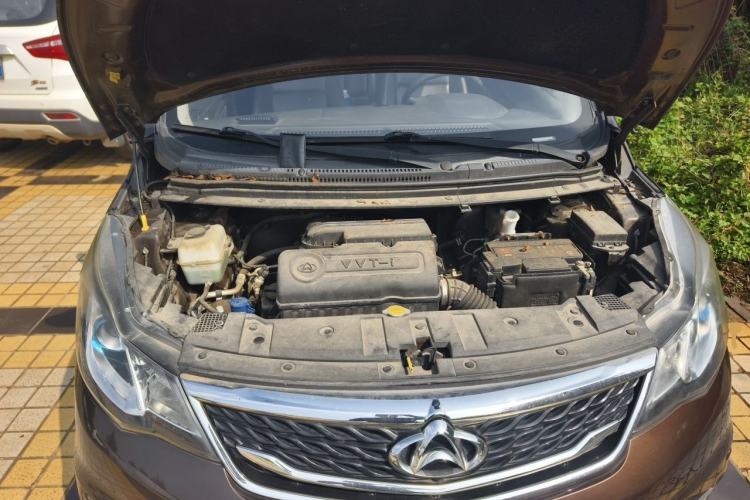 Used CHANGAN KAICHENG Oushang A600 2016 1.5L Manual Luxury 7-Seater Engine Bay
