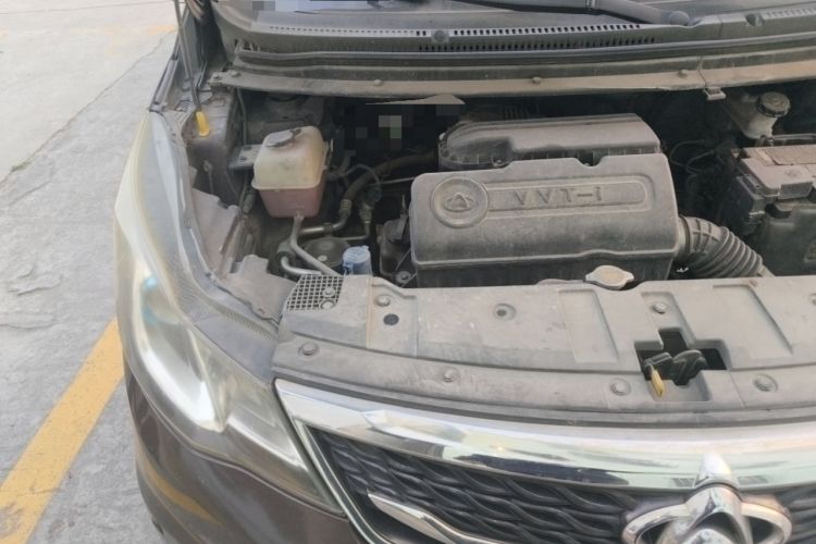 Used CHANGAN KAICHENG Oushang A600 2016 1.5L Manual Luxury 7-Seater Engine Bay Right