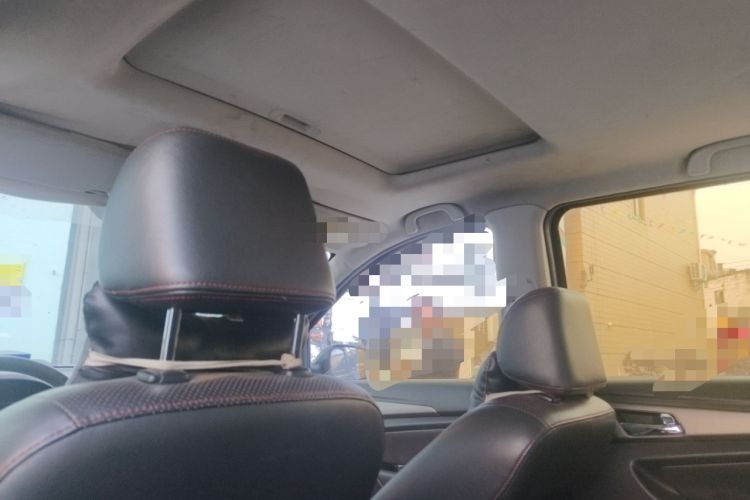 Used CHANGAN KAICHENG Oushang A600 2016 1.5L Manual Luxury 7-Seater Headliner