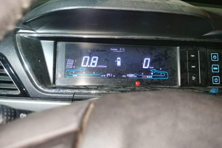 Used CHANGAN KAICHENG Oushang A600 2016 1.5L Manual Luxury 7-Seater Instrument Cluster