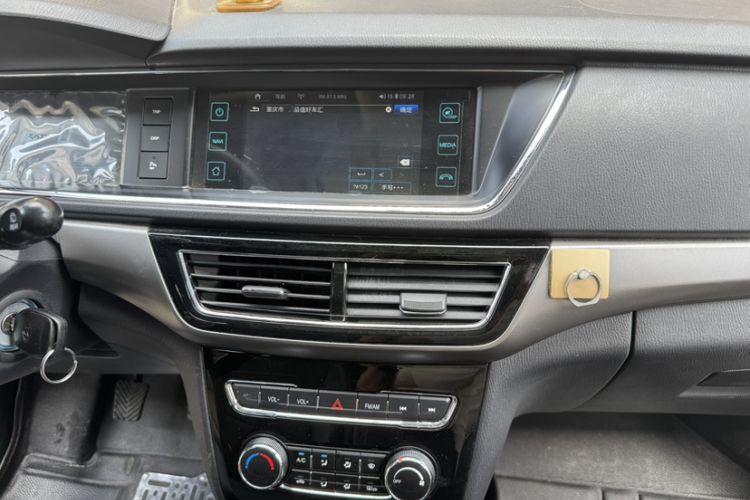 Used CHANGAN KAICHENG Oushang A600 2016 1.5L Manual Luxury 7-Seater Instrument Cluster