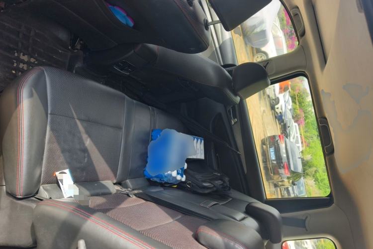 Used CHANGAN KAICHENG Oushang A600 2016 1.5L Manual Luxury 7-Seater Left Rear Seat