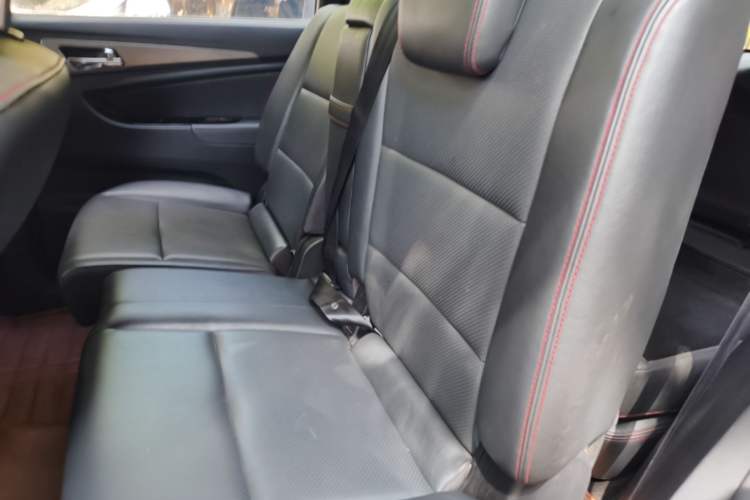Used CHANGAN KAICHENG Oushang A600 2016 1.5L Manual Luxury 7-Seater Left Rear Seat