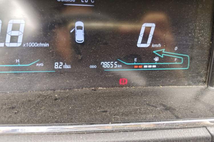 Used CHANGAN KAICHENG Oushang A600 2016 1.5L Manual Luxury 7-Seater Odometer Close Up