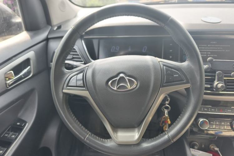 Used CHANGAN KAICHENG Oushang A600 2016 1.5L Manual Luxury 7-Seater Steering Wheel